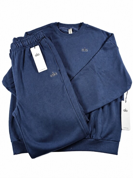 ALO Yoga Sweaters - Alo Yoga Accolade Crew Neck Pullover Straight Leg Sweatpants Set M NWT